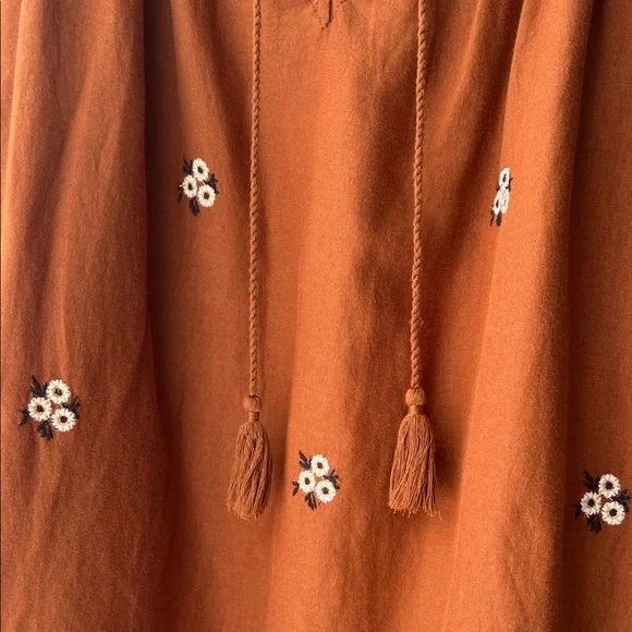 OLD NAVY Floral Embroidered Smocked Tie-Neck Long-Sleeve Blouse XL EUC Boho - Picture 10 of 10